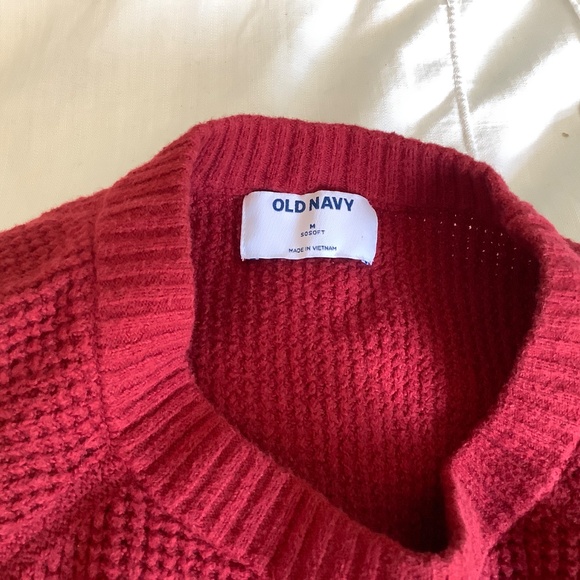 Cozy Old Navy Crew Neck Sweater - Picture 2 of 2